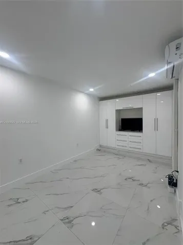 14562 SW 29th Terrace Miami FL 33175