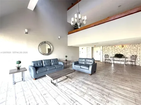 230 Lakeview Drive Weston FL 33326