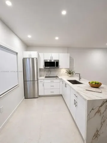 532 SW 16th Avenue Miami FL 33135