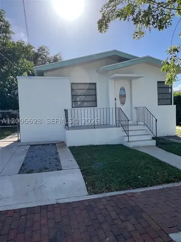 532 SW 16th Avenue Miami FL 33135