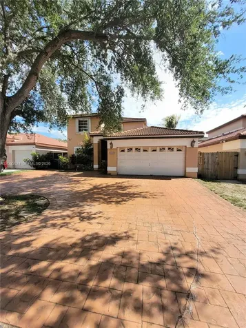 8248 NW 199th Terrace Hialeah FL 33015