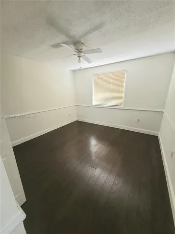 8248 NW 199th Terrace Hialeah FL 33015