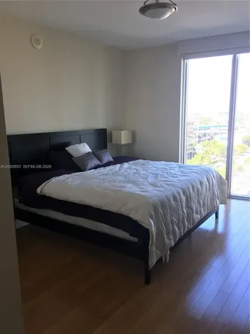 185 SW 7th Street Miami FL 33130