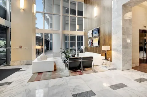 185 SW 7th Street Miami FL 33130