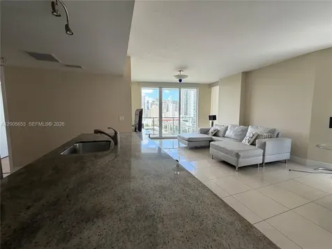 185 SW 7th Street Miami FL 33130