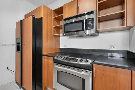2775 NE 187th Street Aventura FL 33180