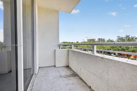 2775 NE 187th Street Aventura FL 33180