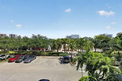 2775 NE 187th Street Aventura FL 33180