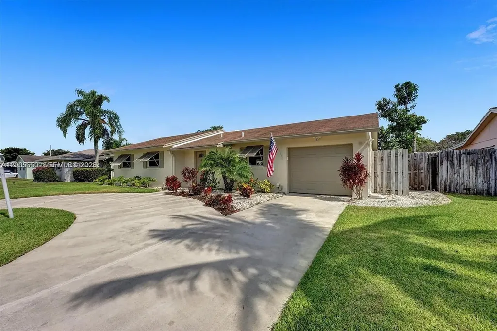 6549 Sleepy Willow Way Delray Beach FL 33484