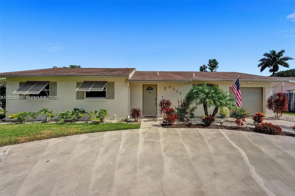 6549 Sleepy Willow Way Delray Beach FL 33484