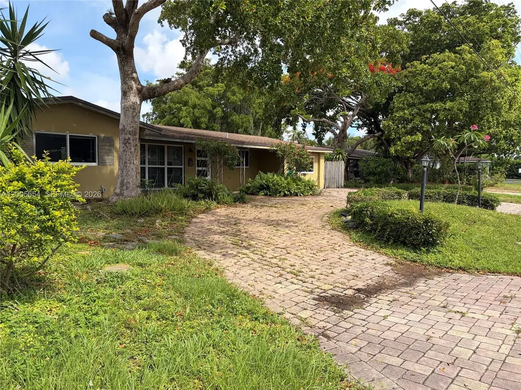 4401 NE 15th Terrace Oakland Park FL 33334