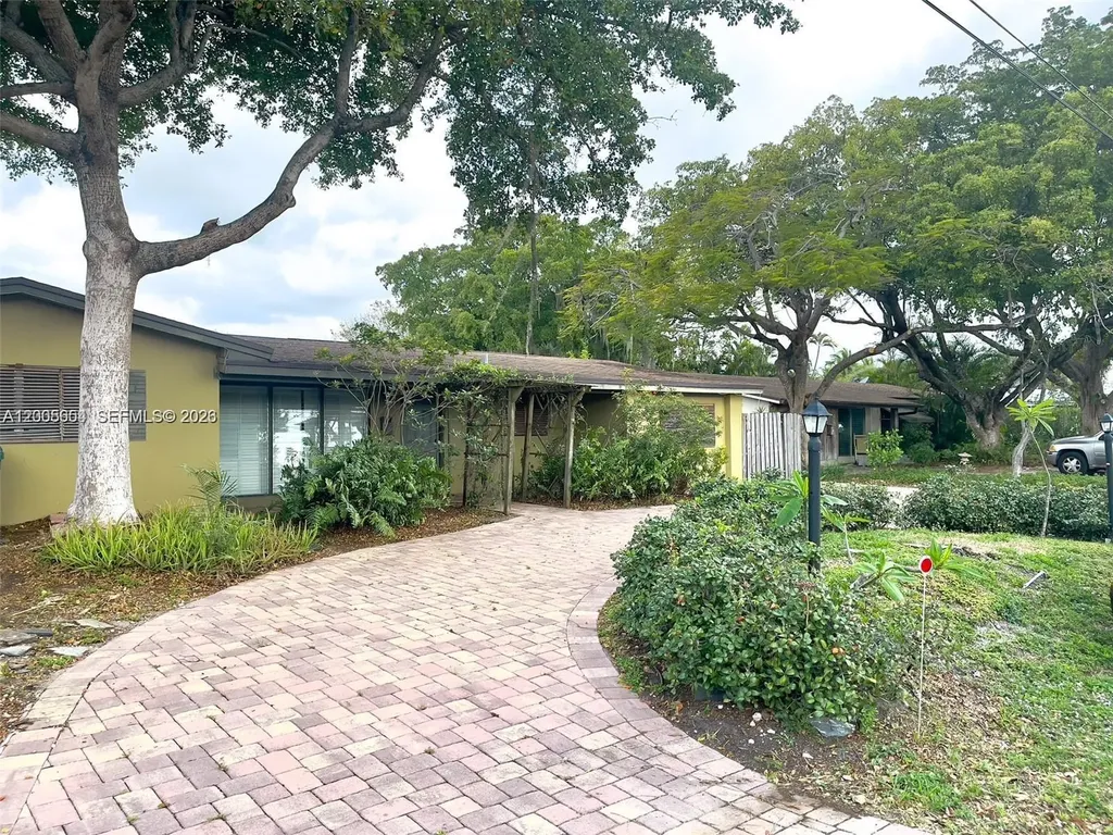 4401 NE 15th Terrace Oakland Park FL 33334