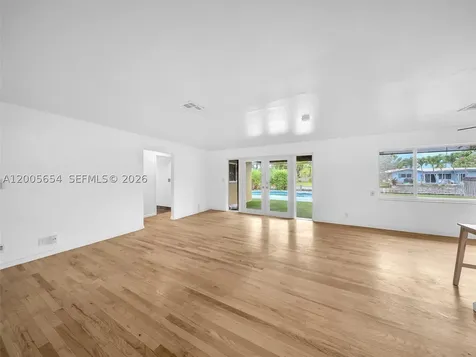 4401 NE 15th Terrace Oakland Park FL 33334