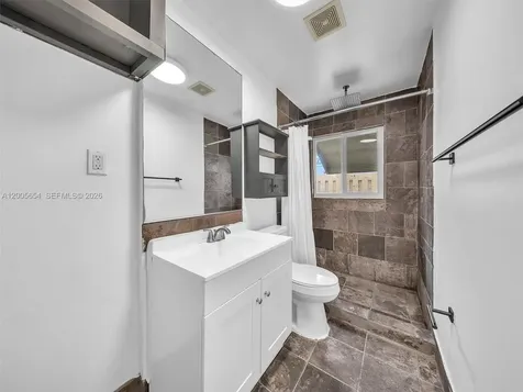 4401 NE 15th Terrace Oakland Park FL 33334
