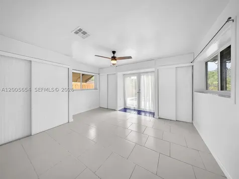 4401 NE 15th Terrace Oakland Park FL 33334
