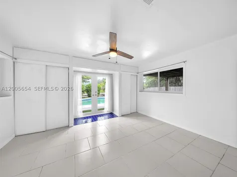 4401 NE 15th Terrace Oakland Park FL 33334