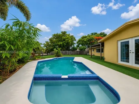4401 NE 15th Terrace Oakland Park FL 33334