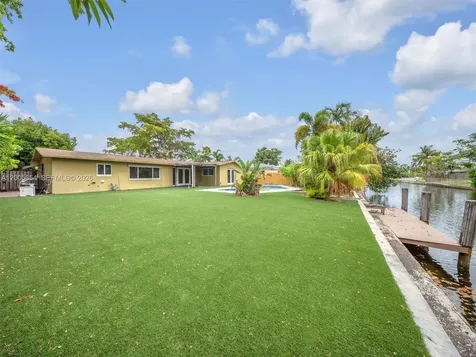 4401 NE 15th Terrace Oakland Park FL 33334