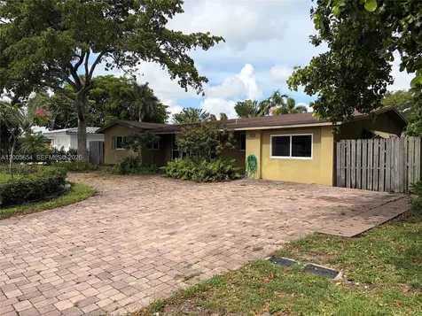 4401 NE 15th Terrace Oakland Park FL 33334