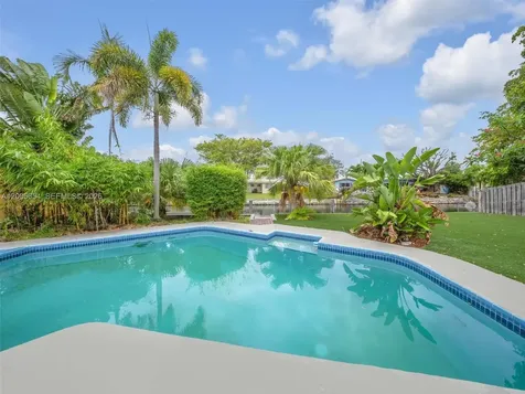 4401 NE 15th Terrace Oakland Park FL 33334