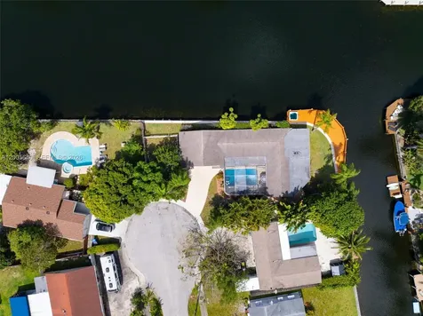 2649 Scott Street Hollywood FL 33020