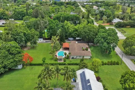 4981 SW 186th Avenue Southwest Ranches FL 33332