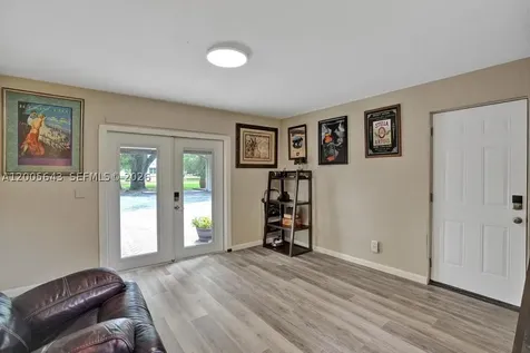 4981 SW 186th Avenue Southwest Ranches FL 33332