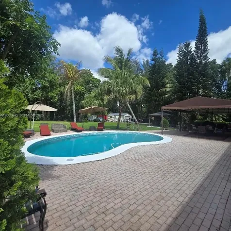 4981 SW 186th Avenue Southwest Ranches FL 33332