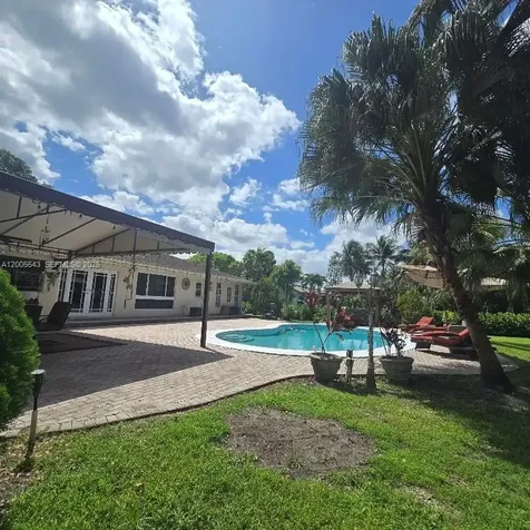 4981 SW 186th Avenue Southwest Ranches FL 33332