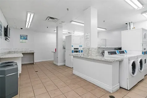 850 N Miami Avenue Miami FL 33136