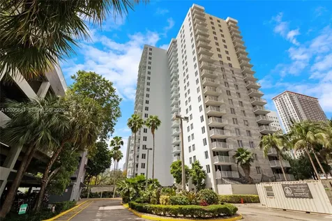850 N Miami Avenue Miami FL 33136