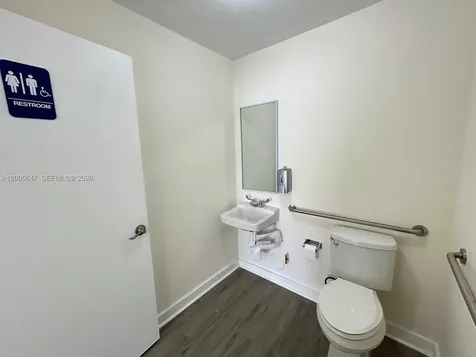 2199 NW 20th Street Miami FL 33142