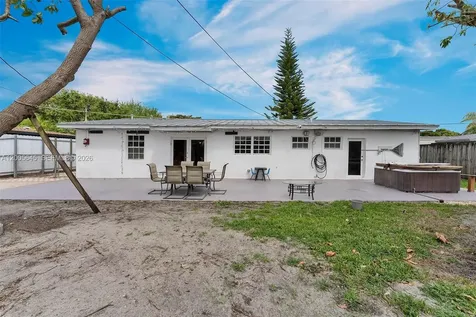 9750 SW 74th Street Miami FL 33173