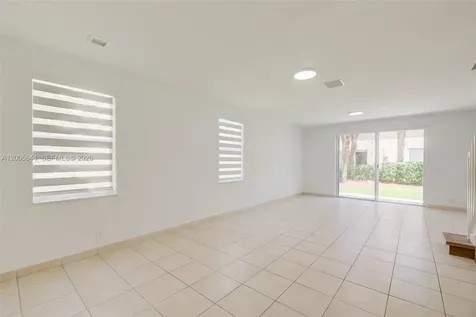 2143 Hacienda Terrace Weston FL 33327