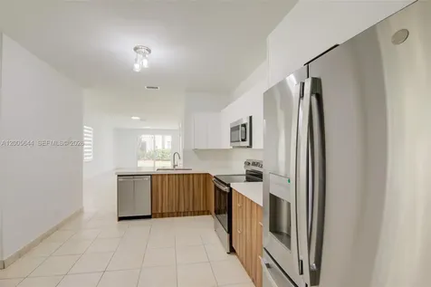 2143 Hacienda Terrace Weston FL 33327