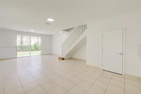 2143 Hacienda Terrace Weston FL 33327