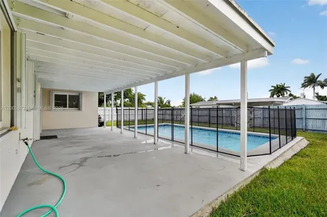 341 NW 15th Street Homestead FL 33030