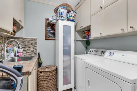 17932 NW 78th Avenue Hialeah FL 33015