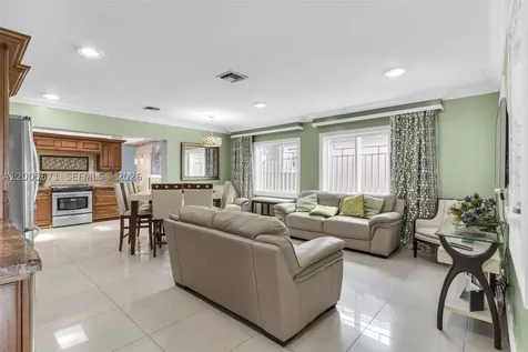 17932 NW 78th Avenue Hialeah FL 33015