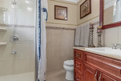 17932 NW 78th Avenue Hialeah FL 33015