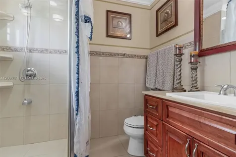 17932 NW 78th Avenue Hialeah FL 33015