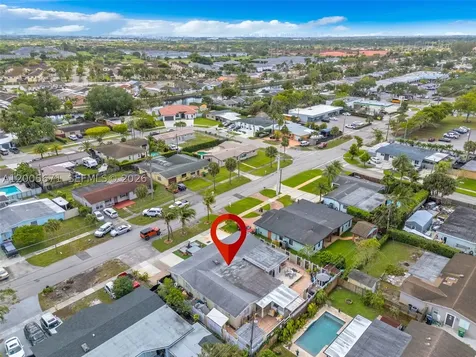 17932 NW 78th Avenue Hialeah FL 33015