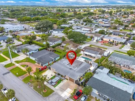 17932 NW 78th Avenue Hialeah FL 33015