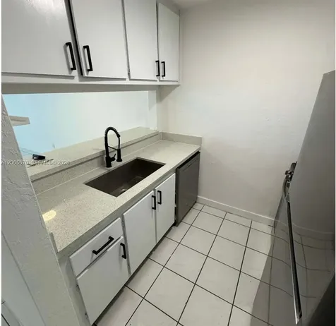 505 NE 30th Street Miami FL 33137