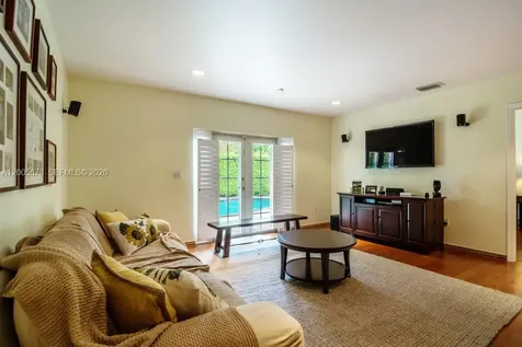 1237 Aduana Avenue Coral Gables FL 33146