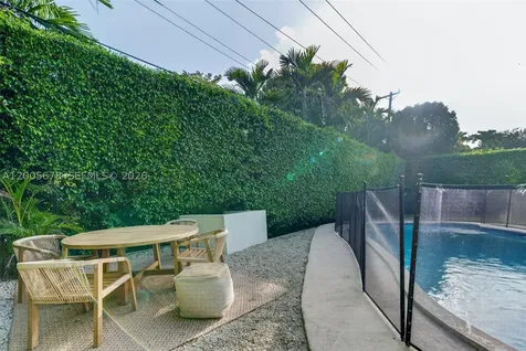 1237 Aduana Avenue Coral Gables FL 33146