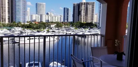 19901 E Country Club Drive Aventura FL 33180