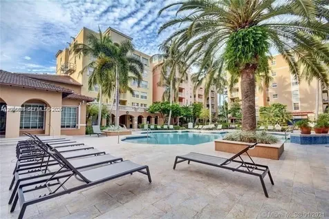 19901 E Country Club Drive Aventura FL 33180