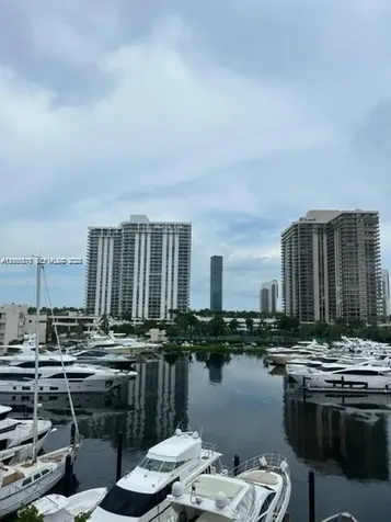 19901 E Country Club Drive Aventura FL 33180