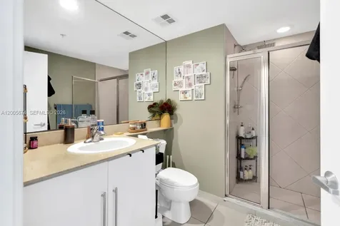 335 S Biscayne Bl Miami FL 33131
